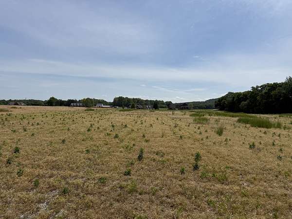 5 Acres of Residential Land for Sale in Winchester, Tennessee