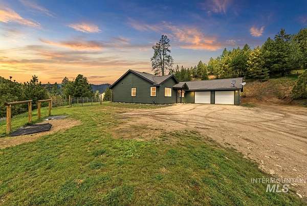 2.3 Acres of Land with Home for Sale in Boise, Idaho