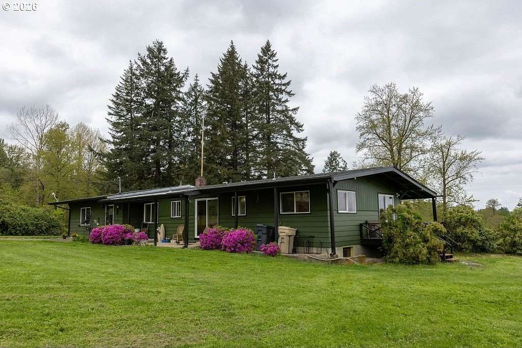 9.4 Acres of Land with Home for Sale in Scio, Oregon