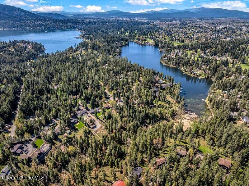 1.5 Acres of Land with Home for Sale in Hayden, Idaho