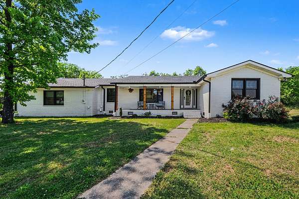 6.1 Acres of Land with Home for Sale in Murfreesboro, Tennessee