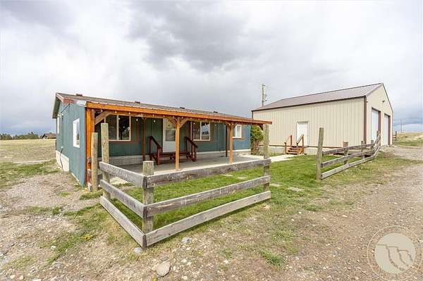 20 Acres of Agricultural Land with Home for Sale in Billings, Montana