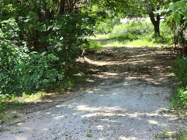 1 Acre of Residential Land for Sale in Gunter, Texas