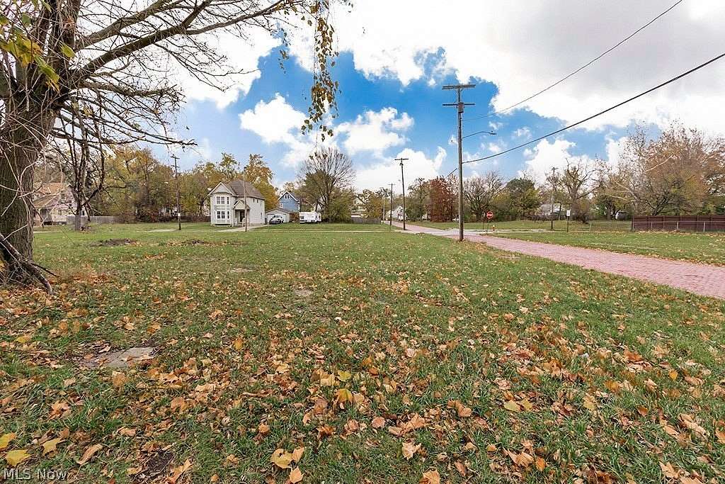 0.12 Acres of Commercial Land for Sale in Cleveland, Ohio