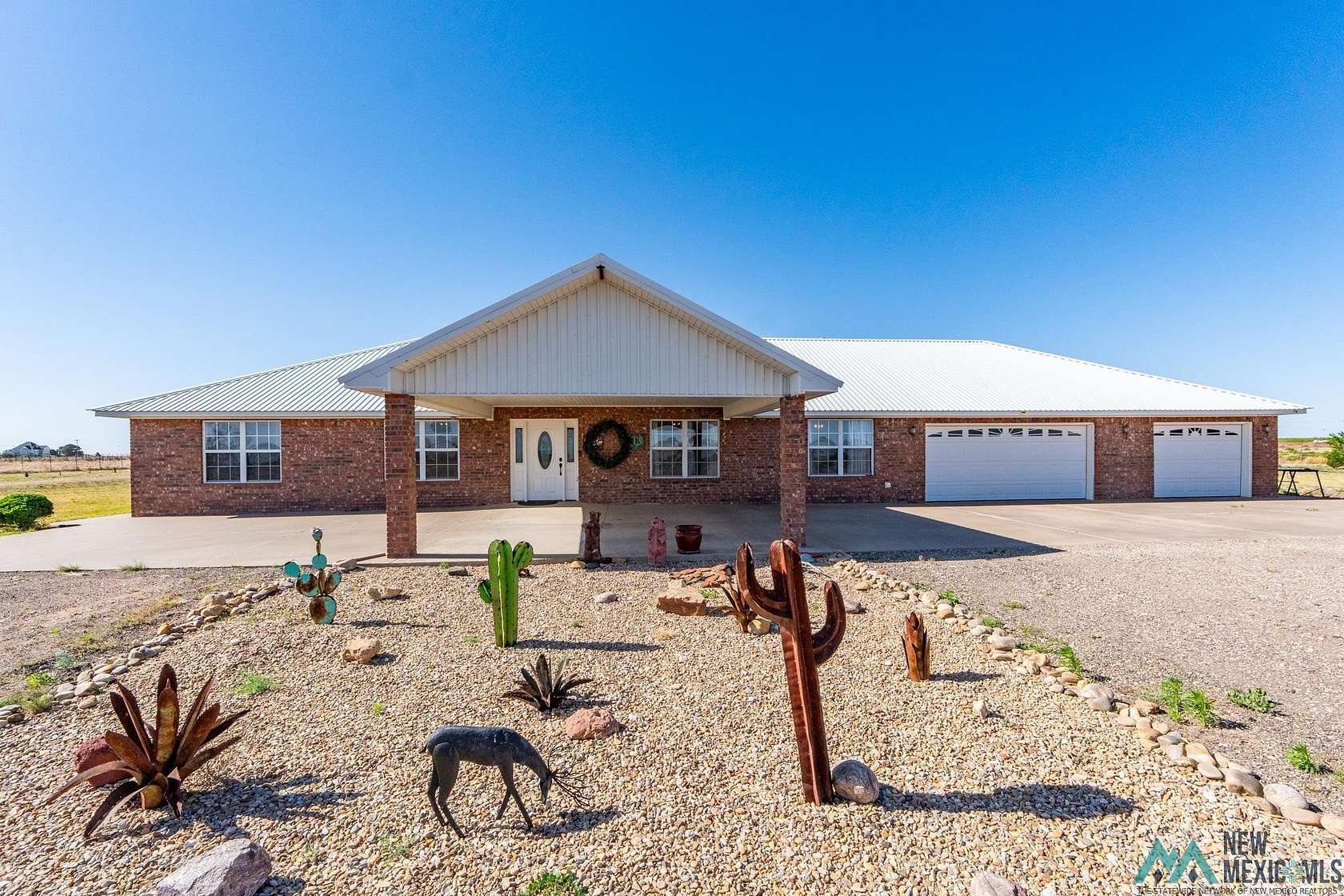 4.62 Acres of Land with Home for Sale in Portales, New Mexico