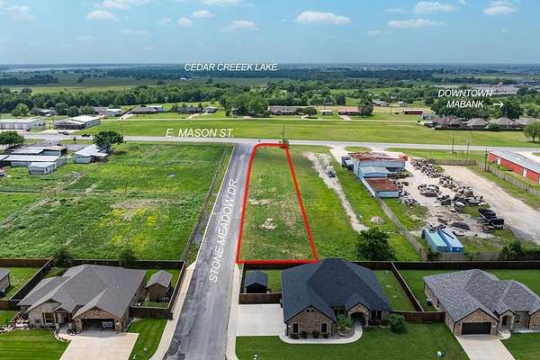 0.61 Acres of Commercial Land for Sale in Mabank, Texas