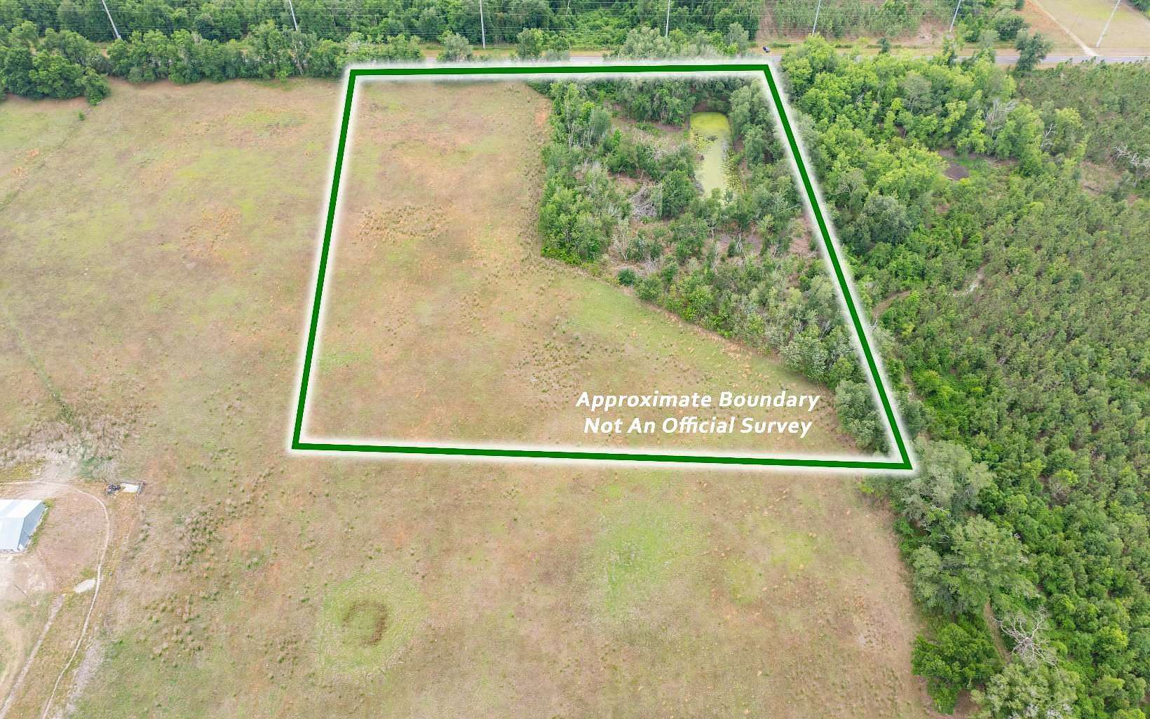 9.29 Acres of Land for Sale in Live Oak, Florida