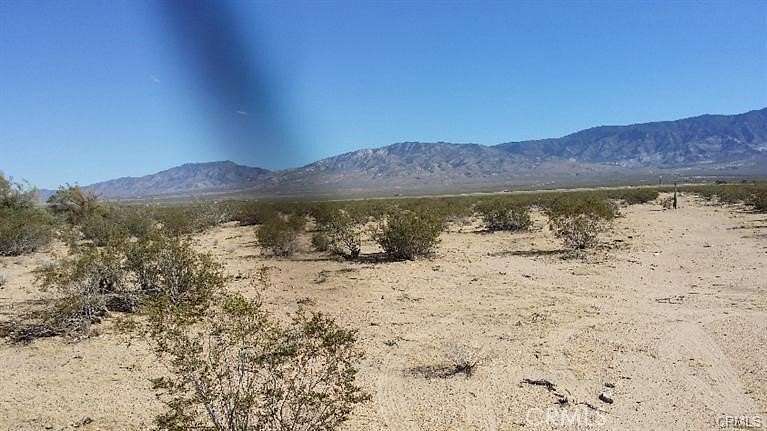 19.4 Acres of Land with Home for Sale in Lucerne Valley, California