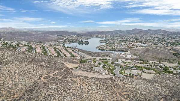1 Acre of Land for Sale in Lake Elsinore, California