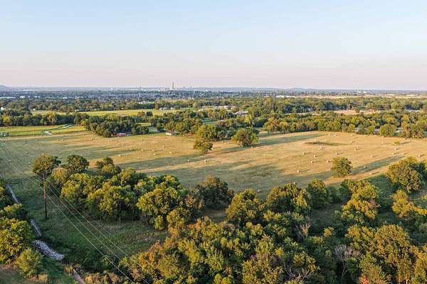 40 Acres of Land with Home for Sale in Jenks, Oklahoma