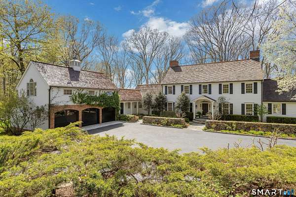 4 Acres of Land with Home for Sale in New Canaan, Connecticut