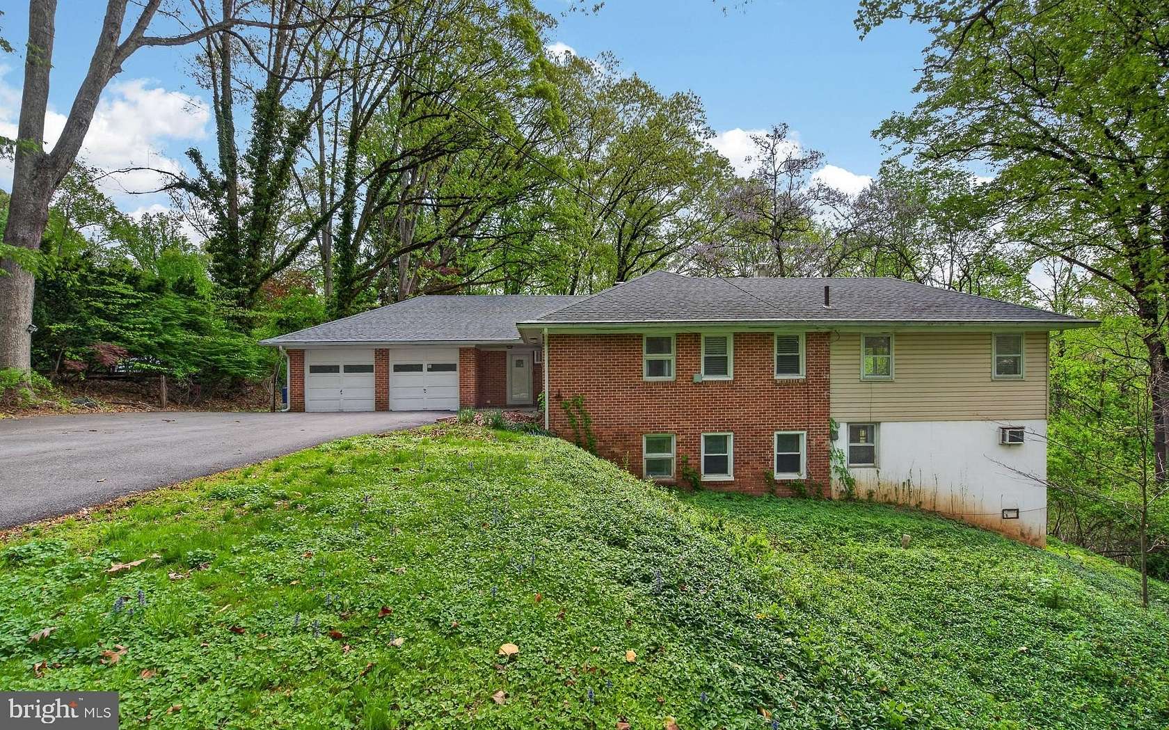 2.16 Acres of Land with Home for Sale in Media, Pennsylvania