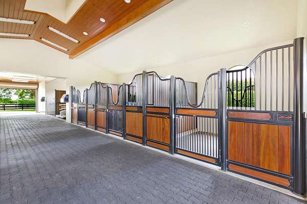 10.8 Acres of Land with Home for Lease in Wellington, Florida