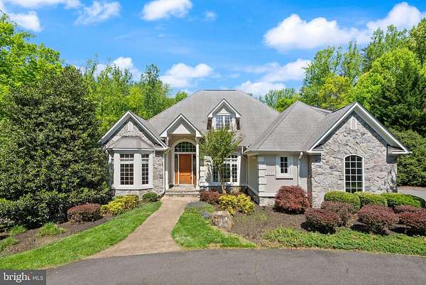 5 Acres of Land with Home for Sale in Fairfax, Virginia
