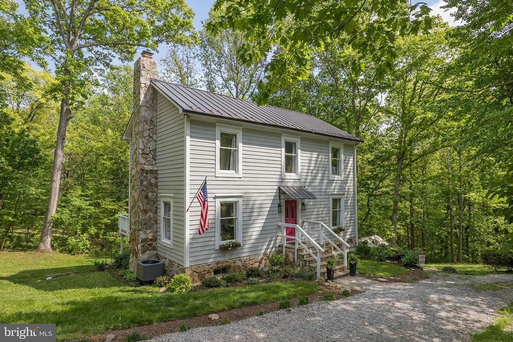 11.8 Acres of Land with Home for Sale in Leesburg, Virginia