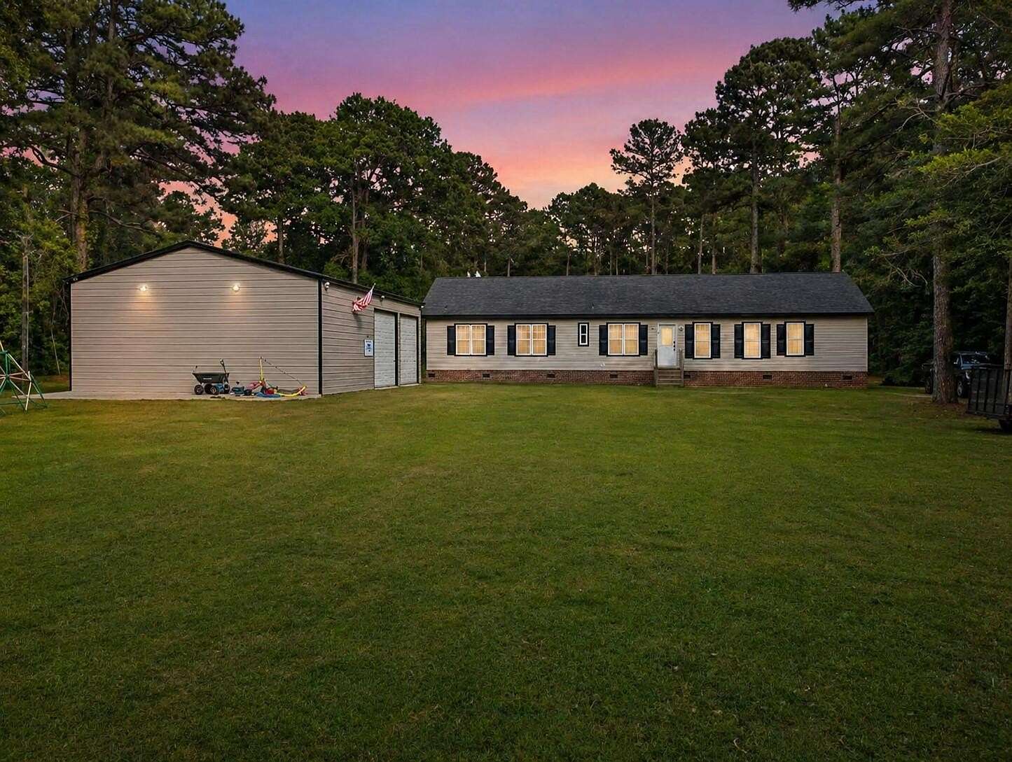 4 Acres of Land with Home for Sale in St. Stephen, South Carolina