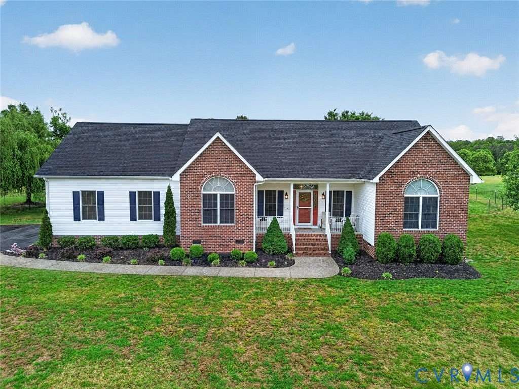 8 Acres of Land with Home for Sale in Powhatan, Virginia