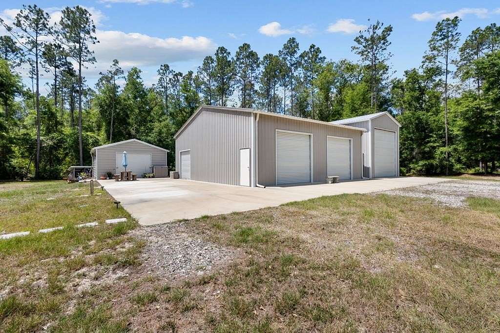 9.25 Acres of Residential Land for Sale in Chiefland, Florida