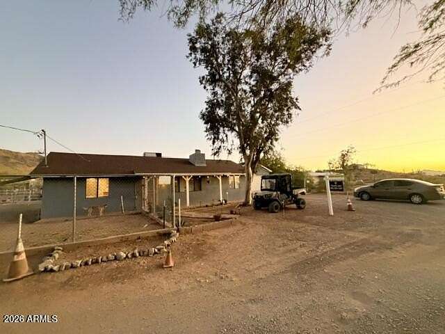 2.33 Acres of Land with Home for Sale in Laveen, Arizona