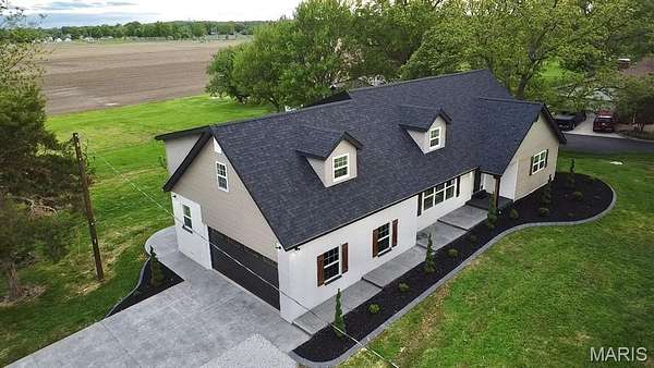 3.7 Acres of Land with Home for Sale in Highland, Illinois