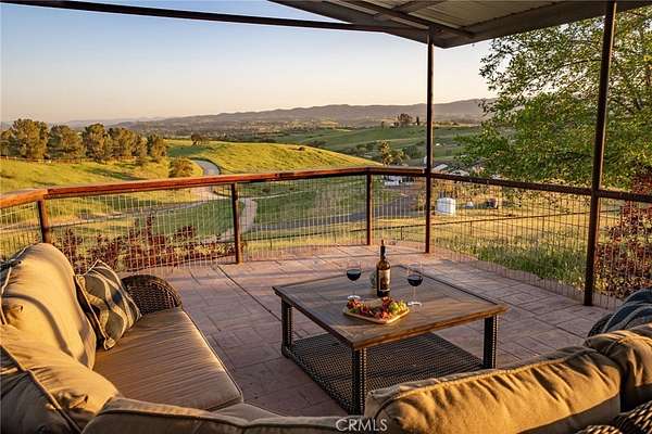 8.78 Acres of Land with Home for Sale in Paso Robles, California