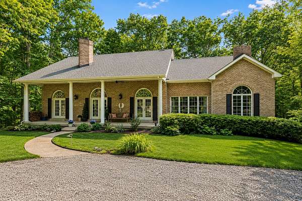 6.85 Acres of Land with Home for Sale in Franklin, Tennessee