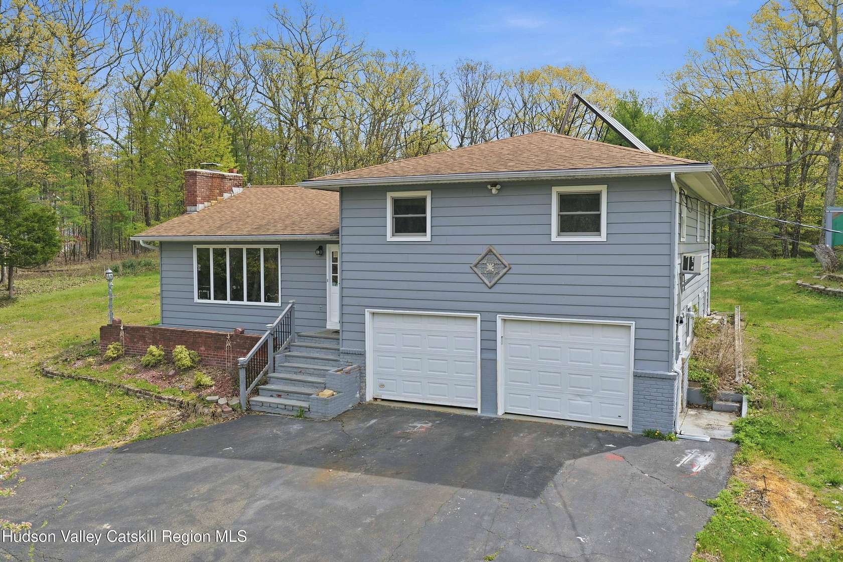 1.5 Acres of Land with Home for Sale in Saugerties, New York