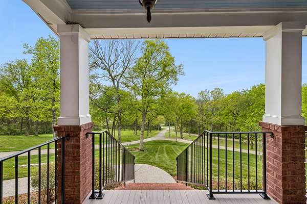 8.28 Acres of Land with Home for Sale in Franklin, Tennessee