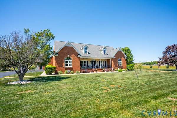 10 Acres of Land with Home for Sale in Mechanicsville, Virginia