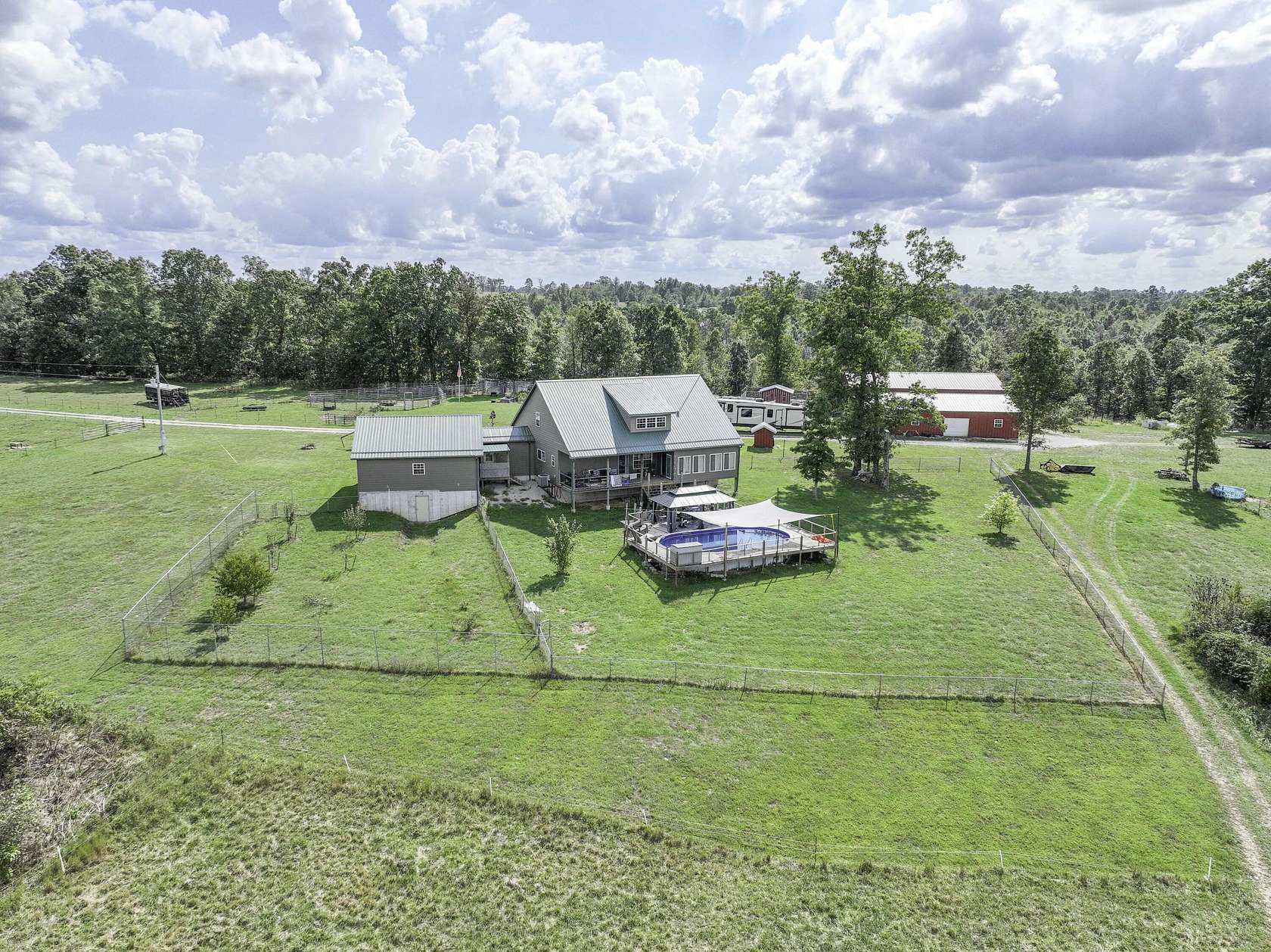 160 Acres of Land with Home for Sale in West Plains, Missouri