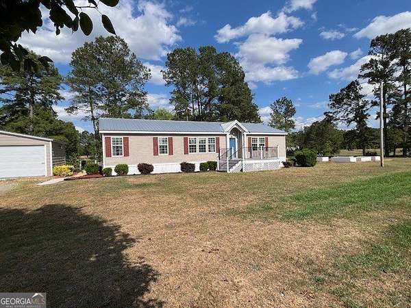 5 Acres of Land with Home for Sale in Metter, Georgia