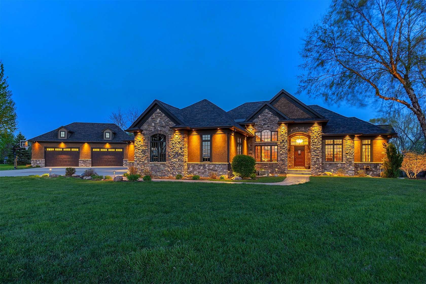 5.43 Acres of Land with Home for Sale in Huxley, Iowa