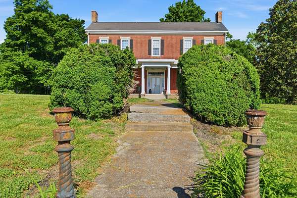 101 Acres of Recreational Land with Home for Sale in College Grove, Tennessee
