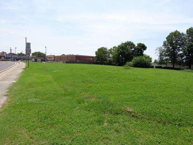 1.22 Acres of Commercial Land for Sale in Shelbyville, Tennessee