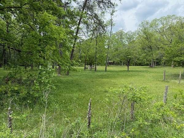 10.8 Acres of Land for Sale in Manchester, Tennessee