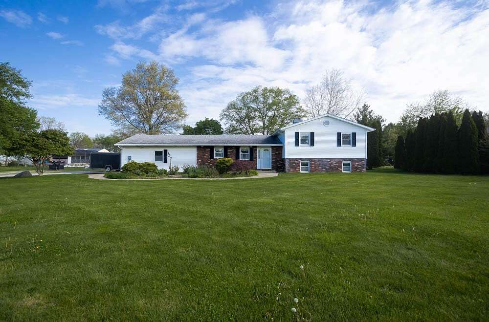 2 Acres of Land with Home for Sale in Kouts, Indiana