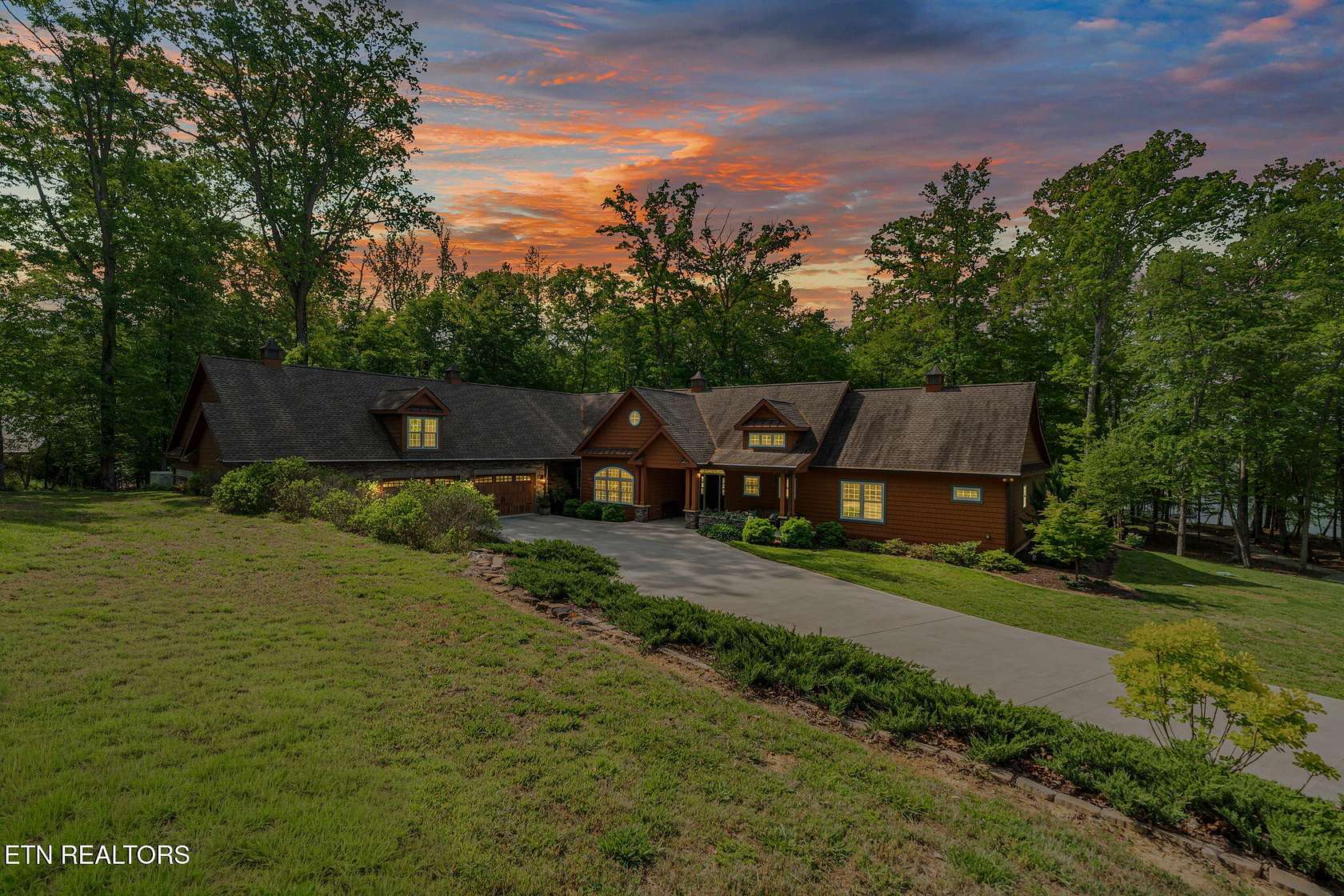 2.52 Acres of Land with Home for Sale in Rockwood, Tennessee