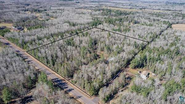 10 Acres of Recreational & Residential Land for Sale in Foxboro, Wisconsin