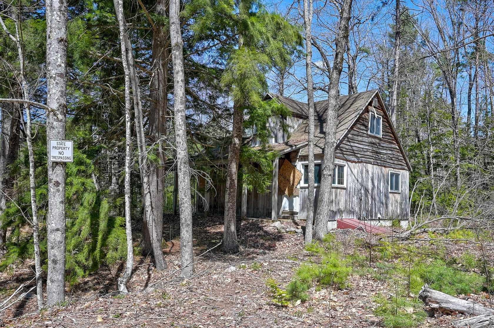 0.53 Acres of Land with Home for Sale in Conway, New Hampshire
