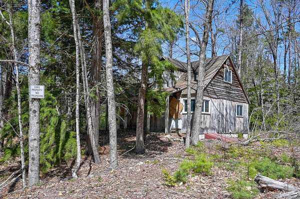 0.53 Acres of Land with Home for Sale in Conway, New Hampshire
