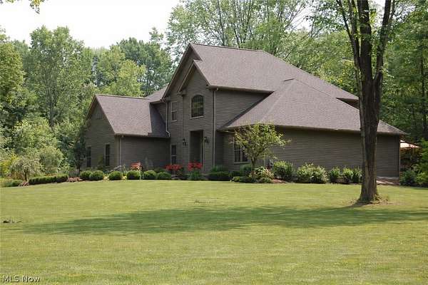10 Acres of Land with Home for Sale in Brookfield, Ohio