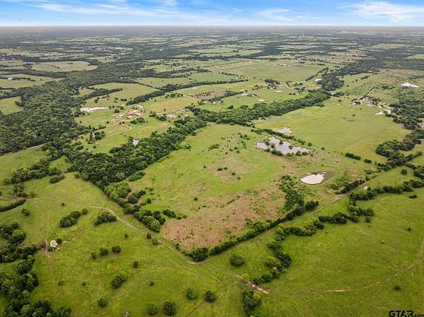 60 Acres of Land for Sale in Campbell, Texas
