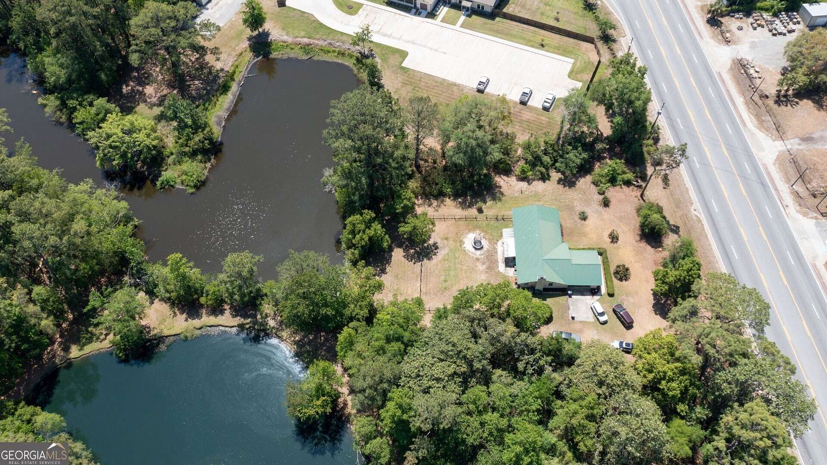 1.64 Acres of Land with Home for Sale in Brunswick, Georgia