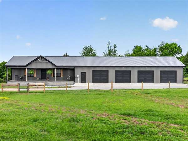 5.48 Acres of Land with Home for Sale in Auburn, Kentucky