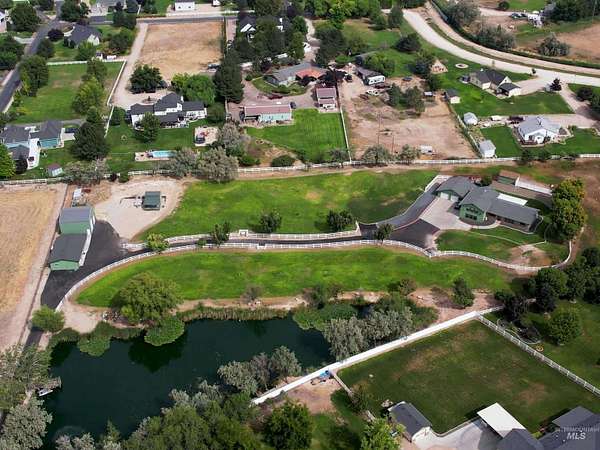 4.7 Acres of Land with Home for Sale in Nampa, Idaho