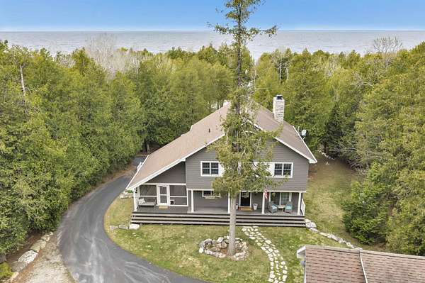 1.5 Acres of Land with Home for Sale in Sturgeon Bay, Wisconsin