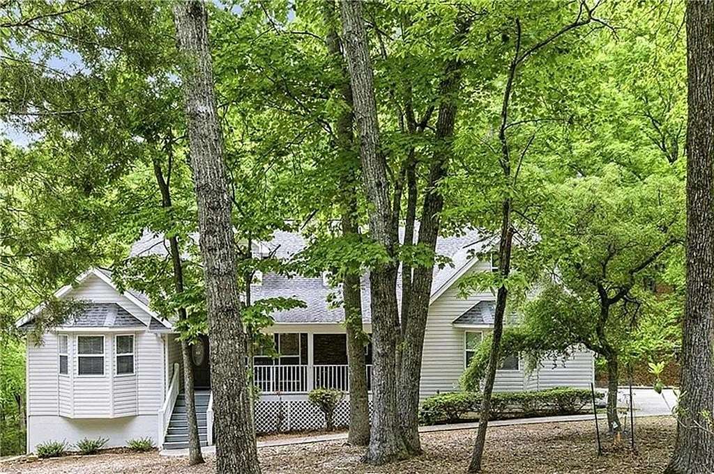 1.52 Acres of Land with Home for Sale in Sautee-Nacoochee, Georgia