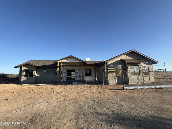 10.4 Acres of Land with Home for Sale in Prescott, Arizona