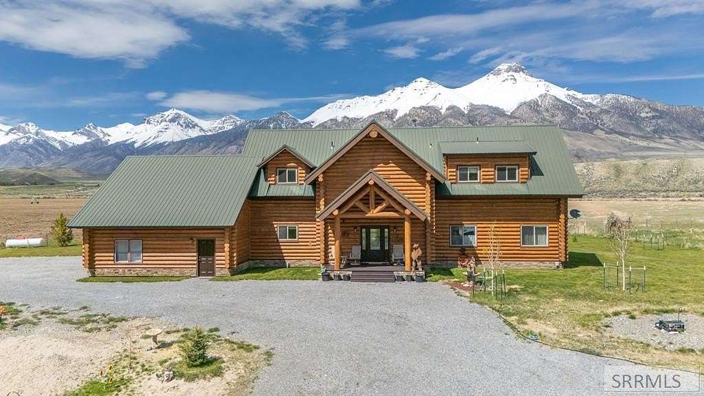 3.46 Acres of Land with Home for Sale in Mackay, Idaho