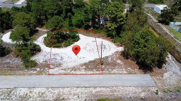 0.25 Acres of Residential Land for Sale in Lehigh Acres, Florida